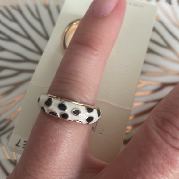 Fashion Rings - Picture 3 of 6